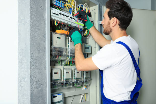 Best Commercial Electrician Services  in Eagleview, PA